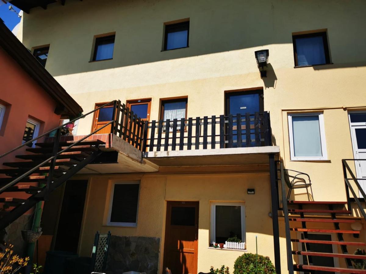 Hotel Goldene Krone Mistelbach Exteriér fotografie